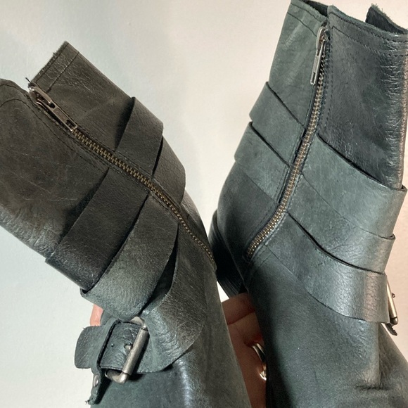 Treasure & Bond Women's Black Ankle zip up Boots 10 - Picture 5 of 9